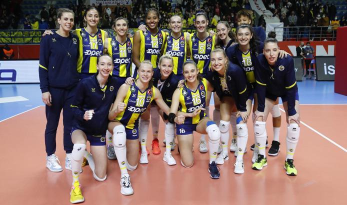 Fenerbahçe Opet, Şampiyonlar Ligi'ni namağlup zirvede tamamladı