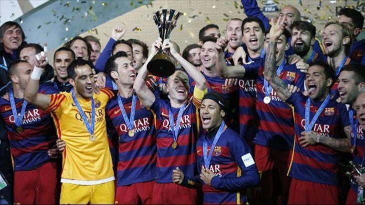 DÜNYANIN EN BÜYÜĞÜ! Barcelona kupayı kazandı