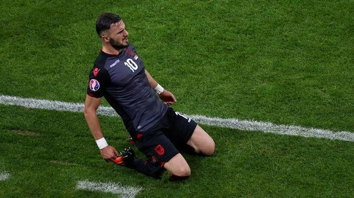 Çaykur Rizespor Armando Sadiku ile temasta