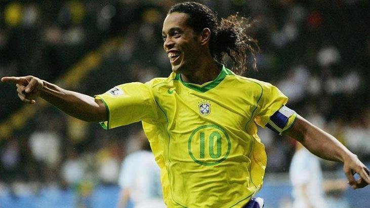 Ronaldinho'dan sürpriz karar!