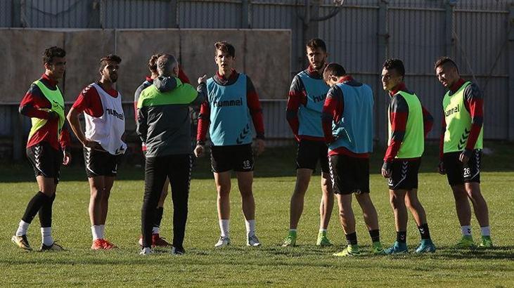 Grandmedical Manisaspor'da kazan kaynıyor