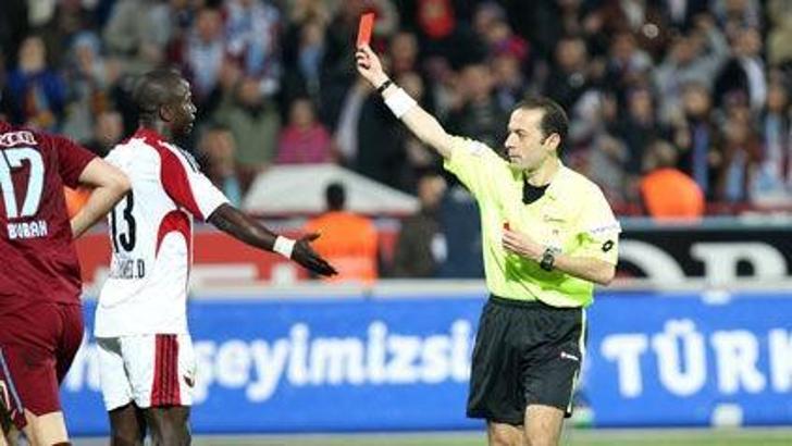 Penaltı ve kırmızı kararı hatalıydı