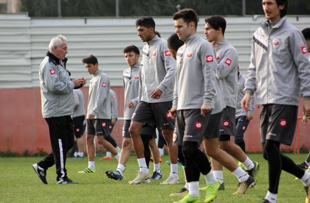 Adanaspor'dan kınama mesajı