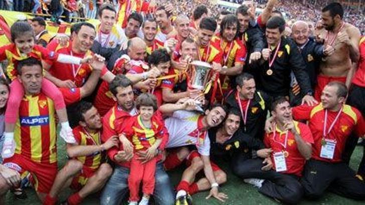Şampiyon Göztepe