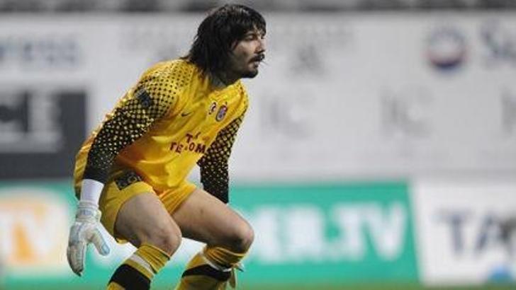 Ayın futbolcusu Tolga seçildi
