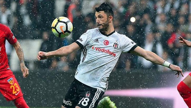 Serhat Akın sosyal medyadan Tolgay transferini duyurdu