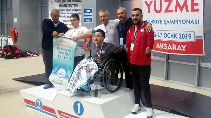 Siirtli engelli sporcular başarıya kulaç attı