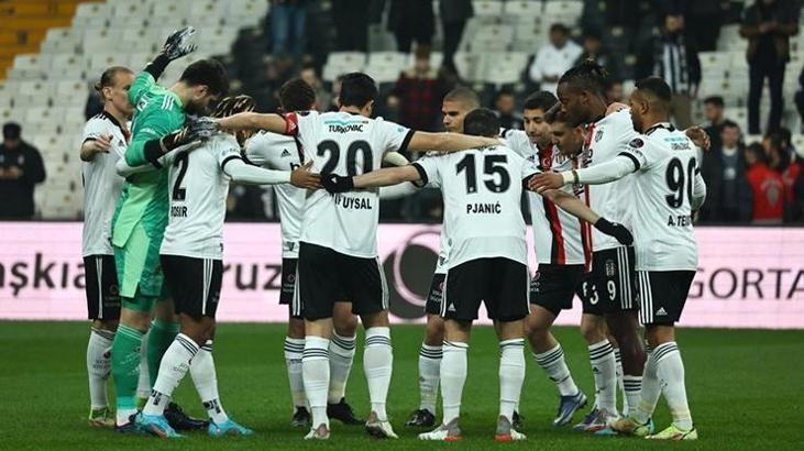 Beşiktaş 4 ismi TFF'ye bildirmedi