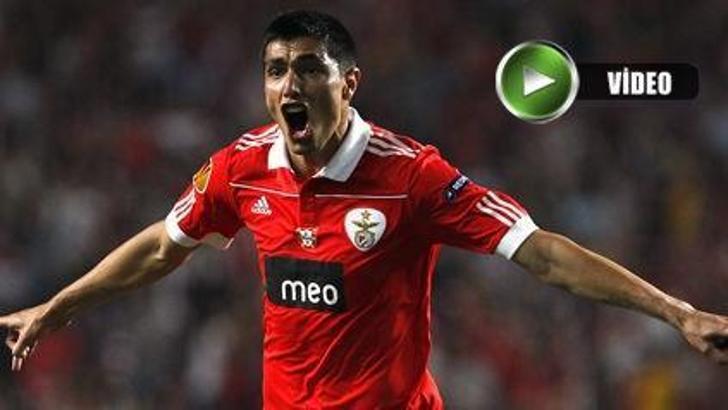 Benfica finale göz kırptı: 2-1