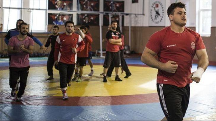 Türk sporcuların olimpiyat macerası sürüyor