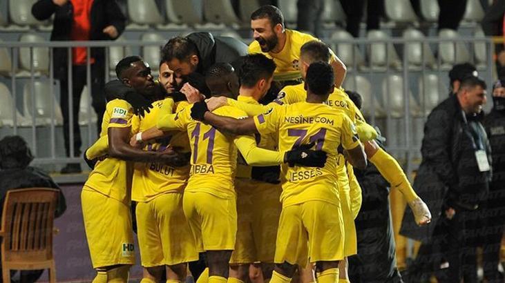 Eyüpspor: 2 - RH Bandırmaspor: 0