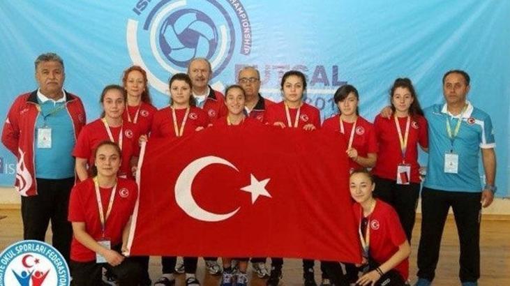 Kız Futsal Mili Takımı dünya ikincisi oldu