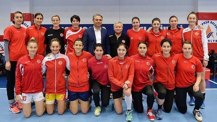 Antrenör değişikliği sonrası ilk milli maç