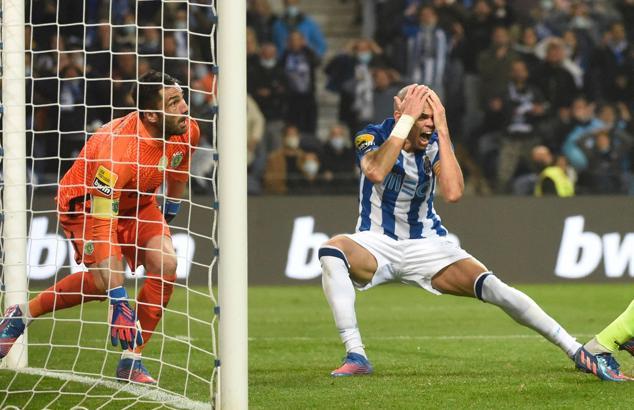 Porto - Sporting maçında büyük olay! Kavganın fitilini Pepe ateşledi