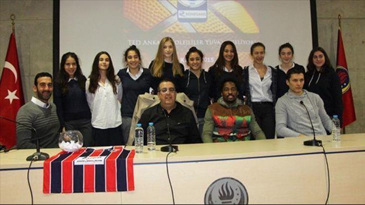 Rönesans TED Ankara Kolejliler öğrencilerle buluştu