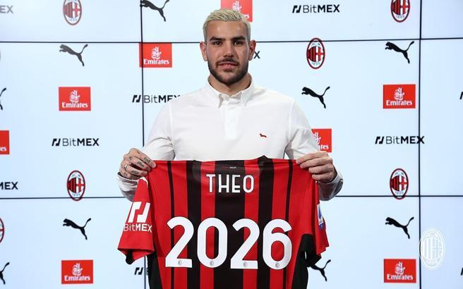 Milan, Theo Hernandez'in sözleşmesini uzattı