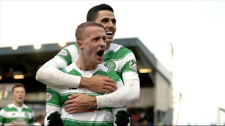 Celtic liderliğini sürdürdü