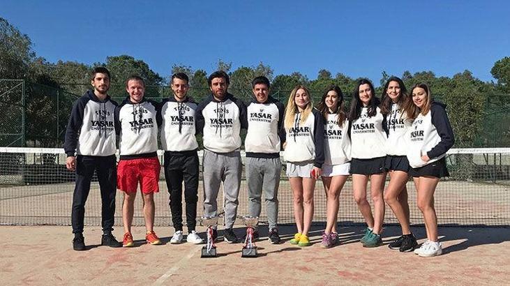 Yaşarlı sporcular gururlandırdı