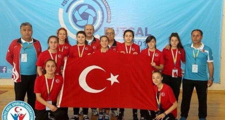 Kız Futsal Milli Takımı finalde