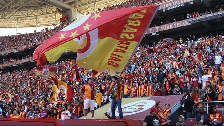 SÜRPRİZ ÇAĞRI! Galatasaray'dan ayrılabilir