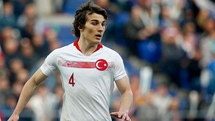 Arsenal Çağlar Söyüncü transferini 40 milyon euroya bitiriyor