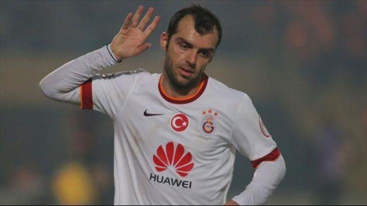 Pandev resmen gidiyor