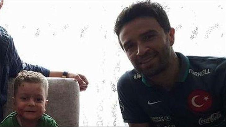 Alkışlar Gökhan Gönül'e