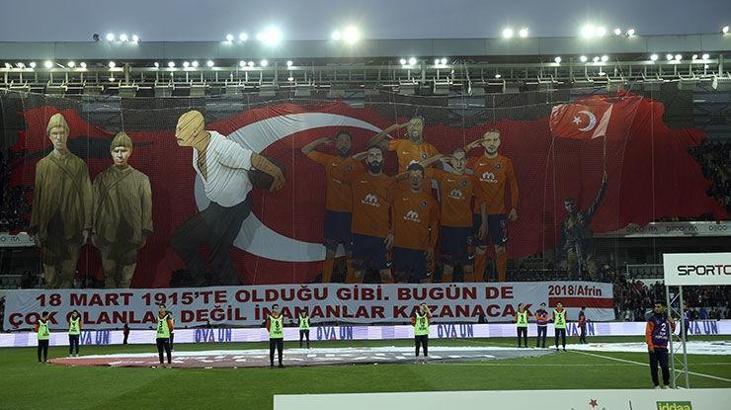 Rüştü Reçber'den Başakşehir'in koreografisine eleştiri!