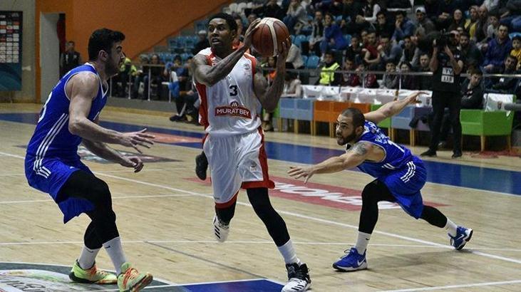 Muratbey Uşak: 79 - İstanbul Büyükşehir Belediyespor: 83