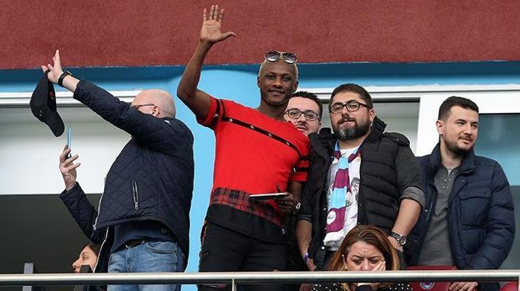 İbrahima Yattara tribünden izledi