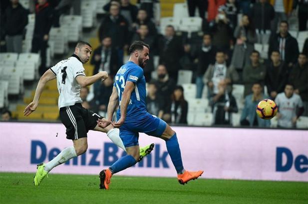 Burak Yılmaz şoku! Antalyaspor maçında yok!