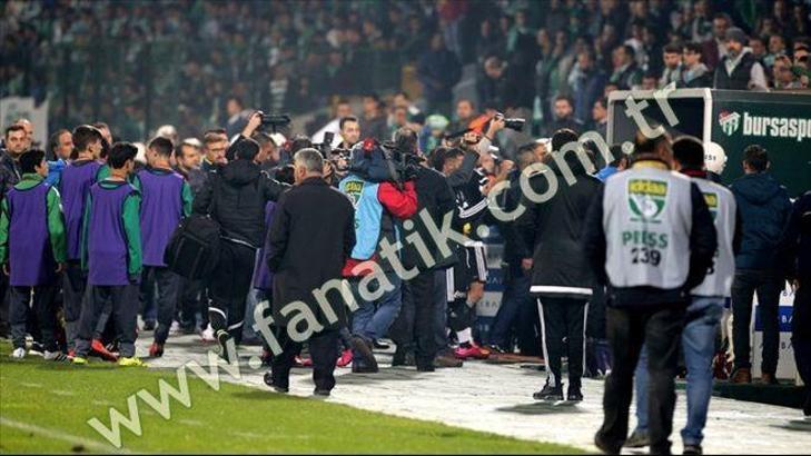 Ertuğrul Sağlam ile Gökhan Töre arasında gerginlik!