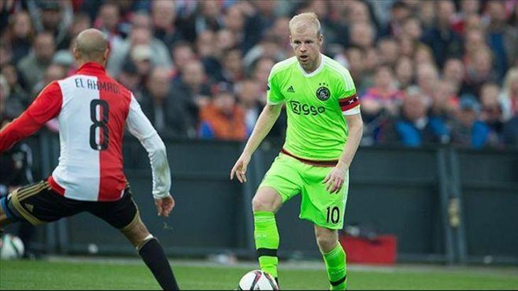 Ajax derbide gülemedi