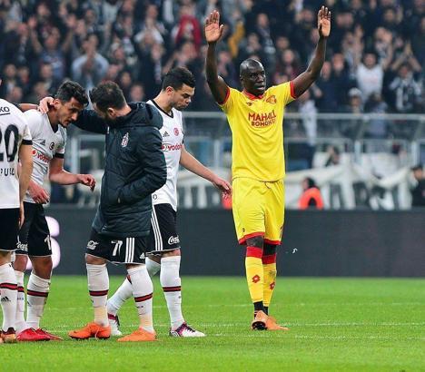 Demba Ba, Beşiktaş'a kırgın!