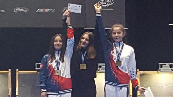 Melisa Gazoz'dan dünya ikinciliği