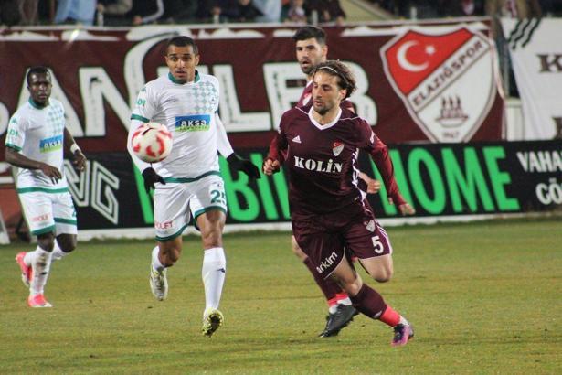 Alpaslan Öztürk'e Zulte Waregem talip oldu