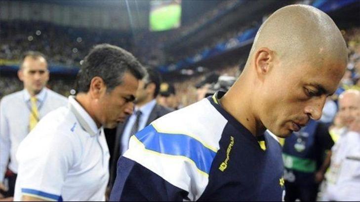 Alex'in tartışma yaratan Aykut Kocaman tweeti!