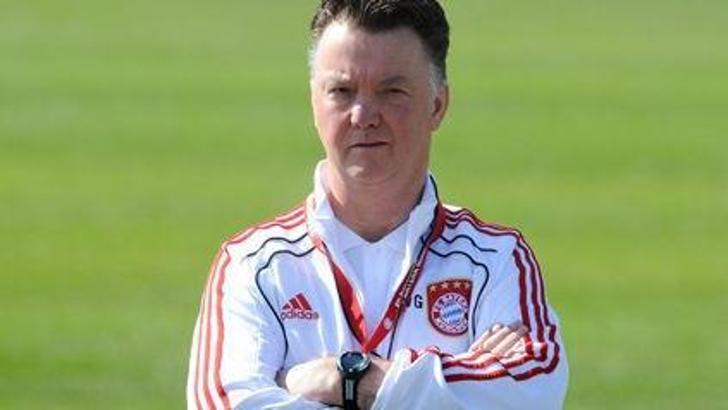Van Gaal Bayern'den kovuldu