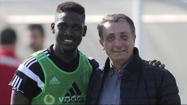 Ahmet Nur Çebi'den Opare açıklaması