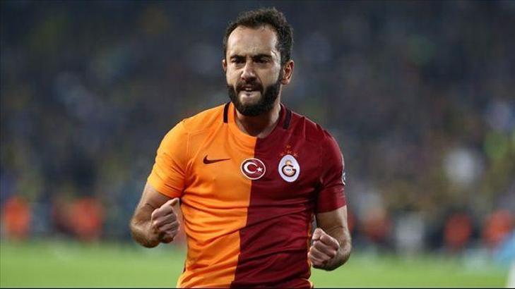 Olcan Adın'dan tribünlere gönderme