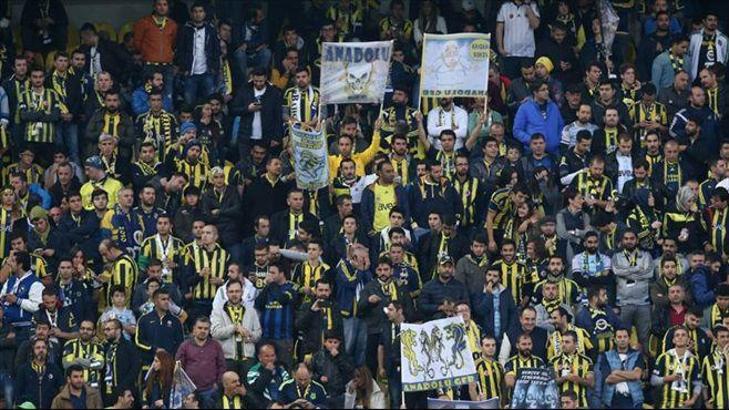 MESAJ! Saracoğlu'nda olay pankart