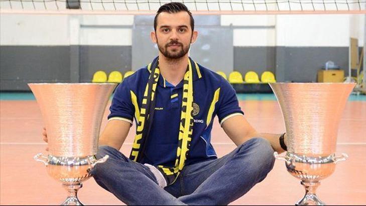 Fenerbahçe, Arslan Ekşi'yi gönderdi!