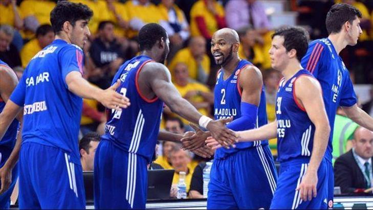Bergüzar Korel, Anadolu Efes maçını başlatacak