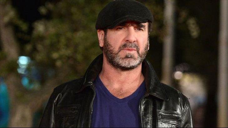 Cantona soyundu eşiyle kapak oldu!