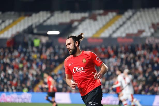 Fenerbahçe ve Galatasaray'ın gündemindeydi! Vedat Muriqi ilk maçında rekor kırdı