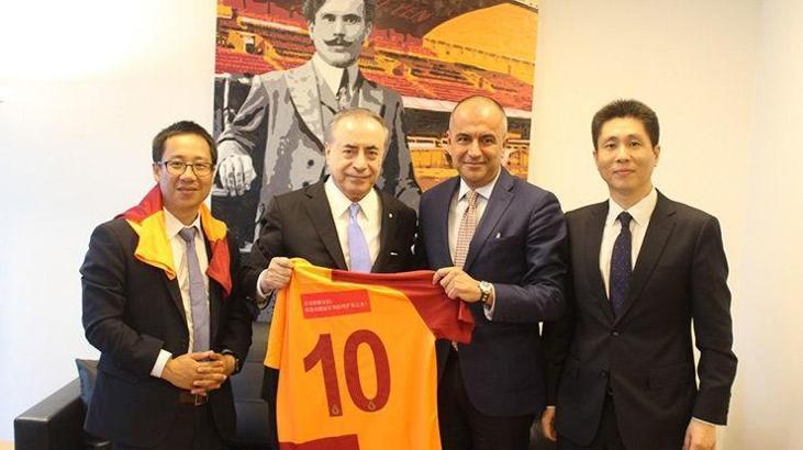 Çinlilerden Galatasaray'a tebrik ziyareti