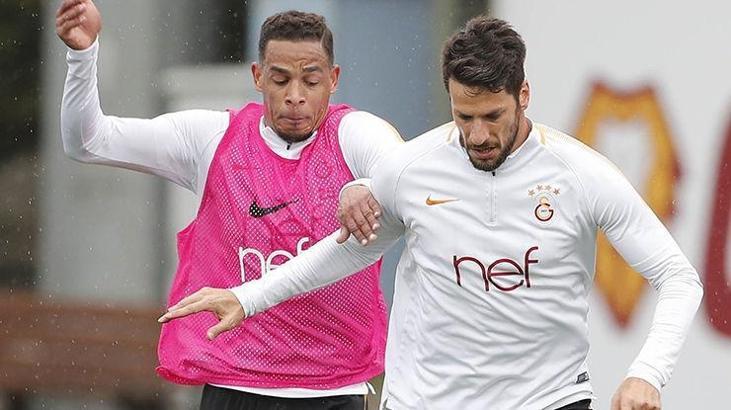 Galatasaray'ın yıldızı geri dönüyor! Fenerbahçe derbisinde sahada...
