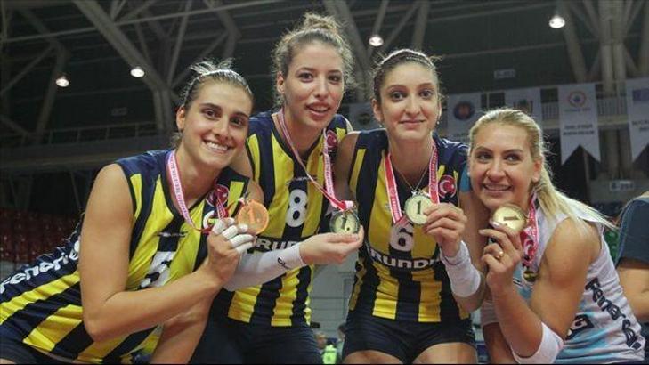 Fenerbahçe'nin gururu Sarı Melekler