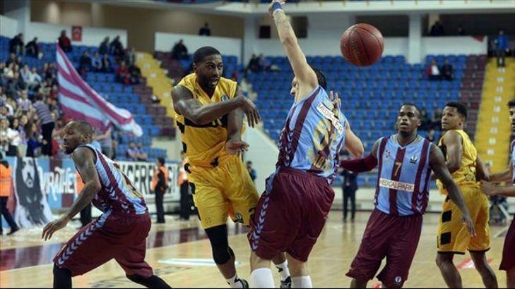 Trabzonspor Medical Park 74-71 Aris