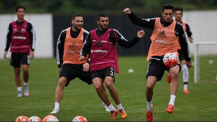 Tosic takıma katıldı